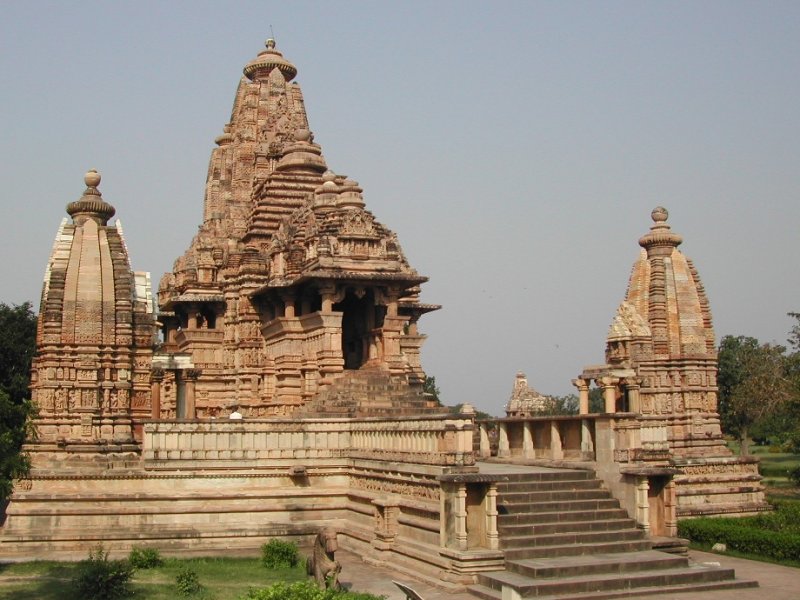 Khajuraro Temple