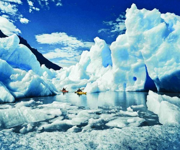 Kayak - Patagonia Camp
