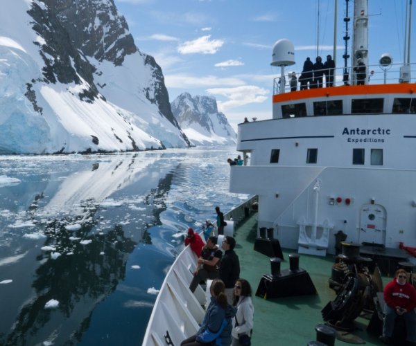 Antartica - MV Ushuaia